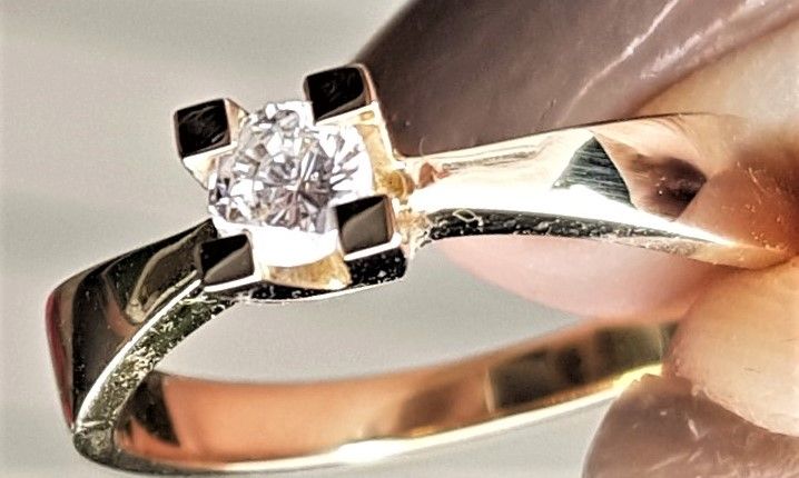0,25 carat Solitaire Diamant Ring i 14 Karat Guld.