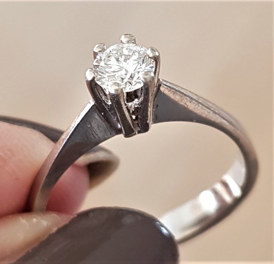 Dansk Solitaire Diamant Ring fra E. Albert Koberg.