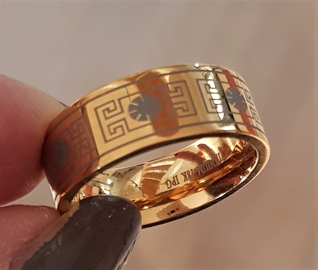 Titanium Ring m. 18 Karat Guld.