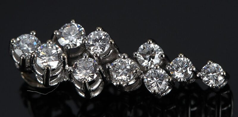 Diamantvedhæng m. i alt 0,65 carat Diamanter