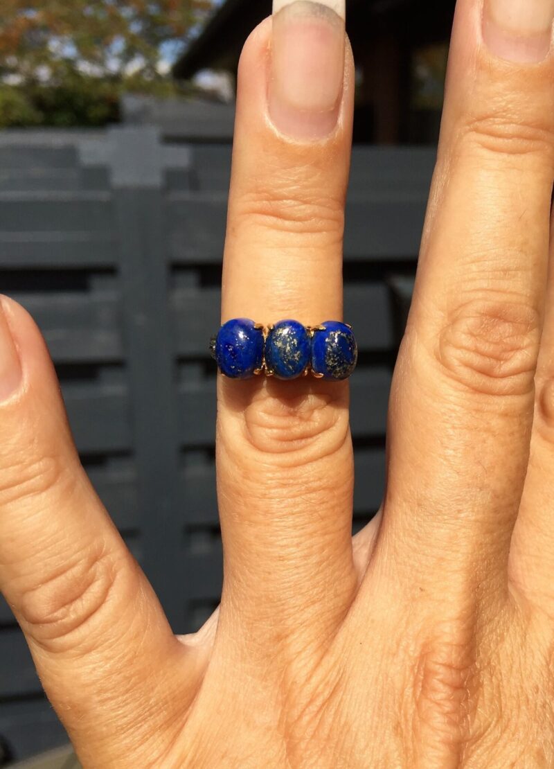Guld ring m. Lapis Lazuli