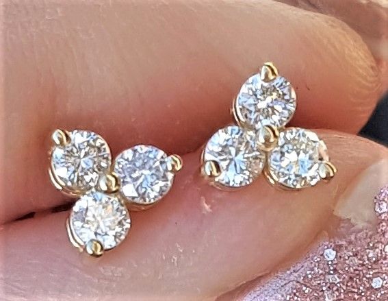 Triangle øreringe diamanter guld 0,34 carat