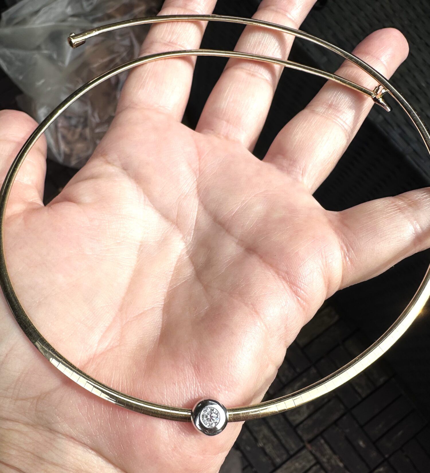 halskæde m. 0,28 carat diamant